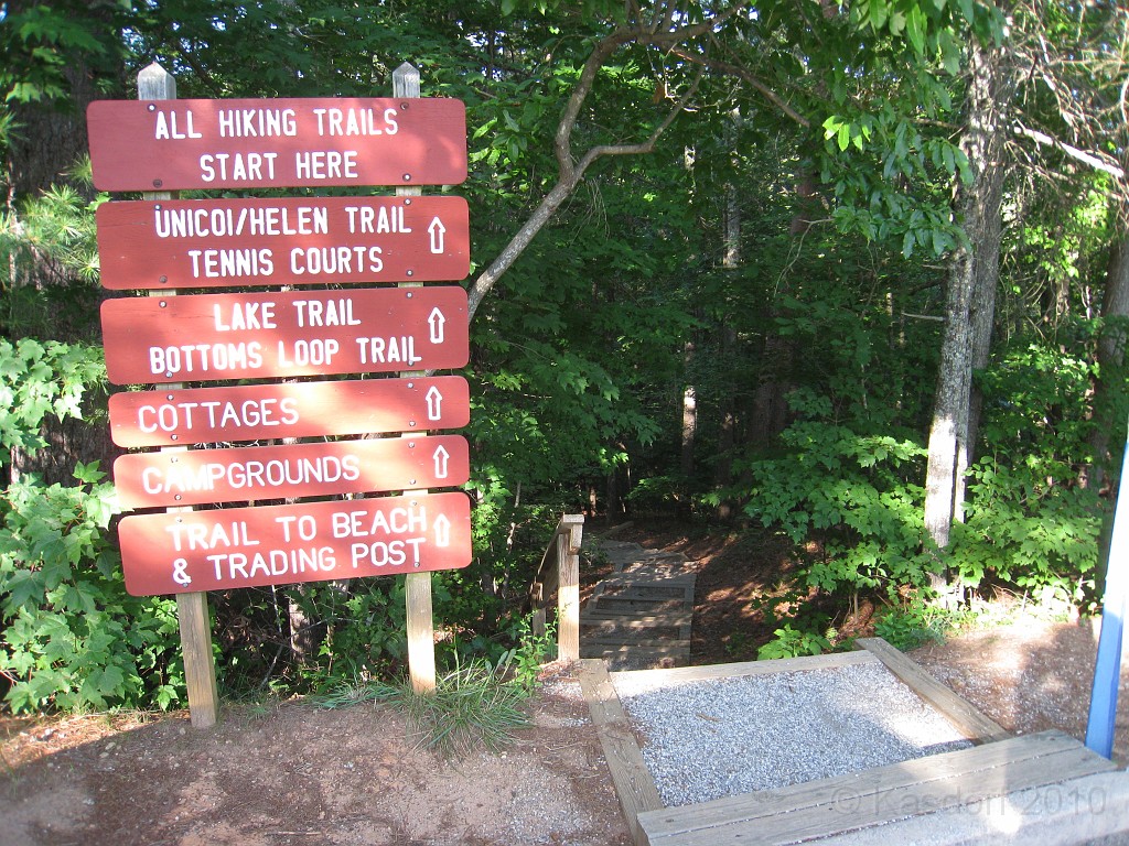 Helen to Unicoi 2010 0512.jpg - Time to head back. A lot of places to go from here.